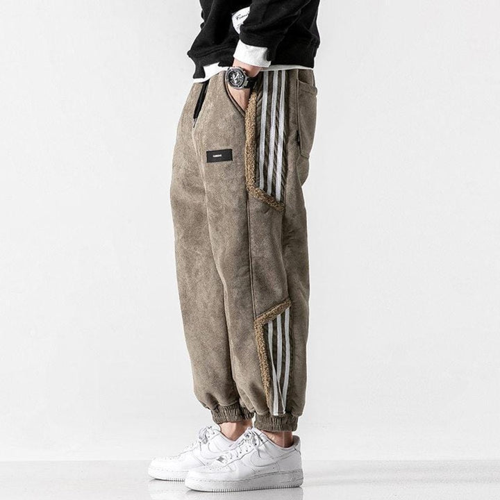 Men's Relaxed-Fit Tapered Sherpa-Panel Jogger Pants