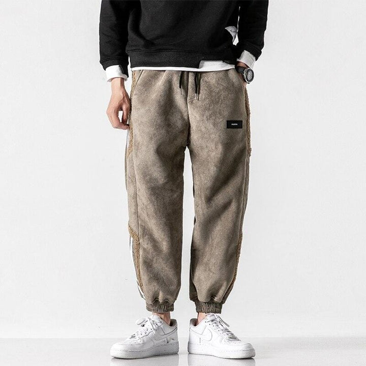 Men's Relaxed-Fit Tapered Sherpa-Panel Jogger Pants