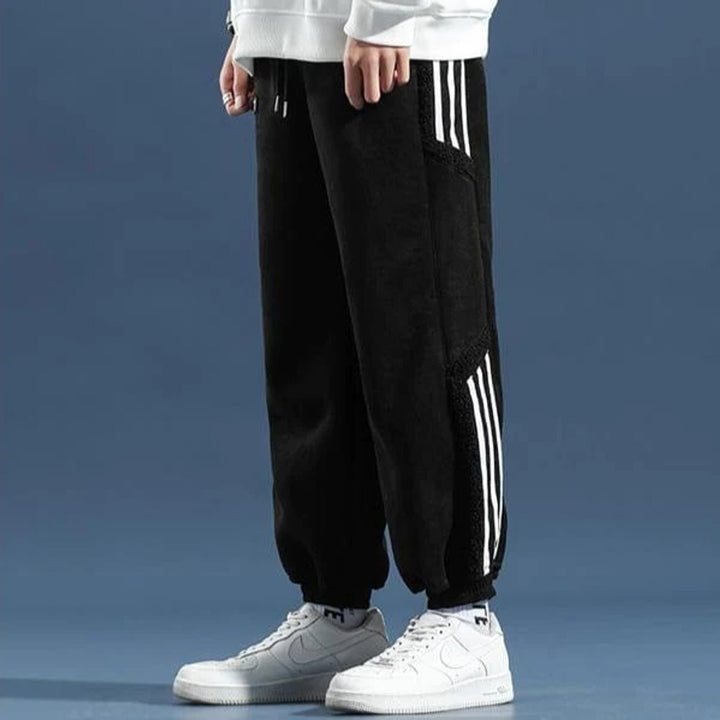 Men's Relaxed-Fit Tapered Sherpa-Panel Jogger Pants
