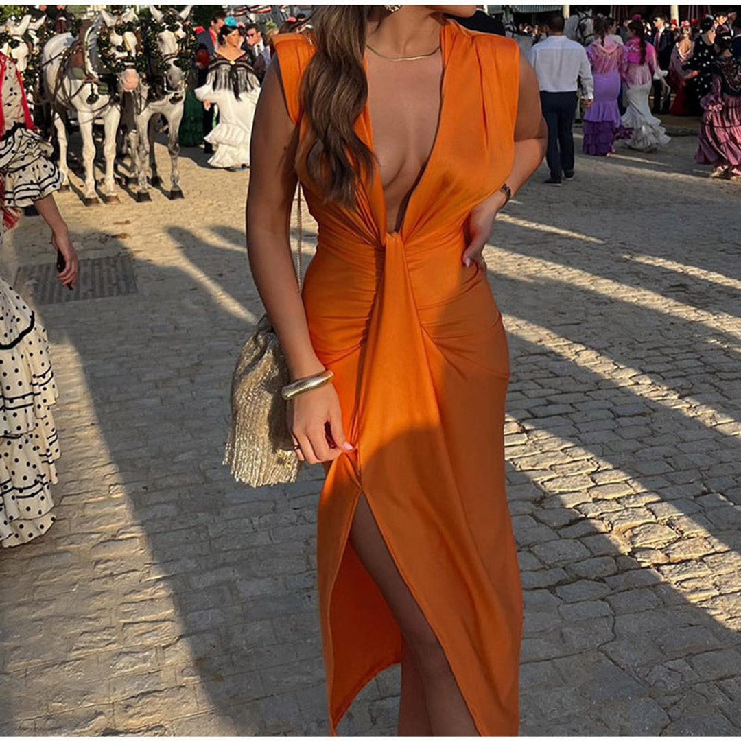 Women's Deep V-Neck Sleeveless Pleated Formal Dress