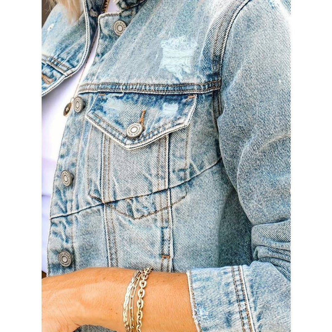 Women's Distressed Light-Wash Cropped Denim Jacket
