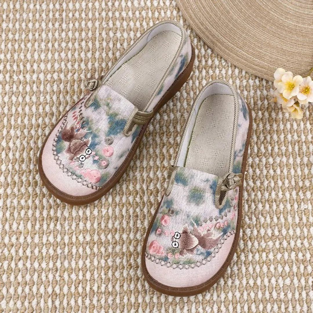 Women's Floral Embroidered Slip-On Canvas Loafers