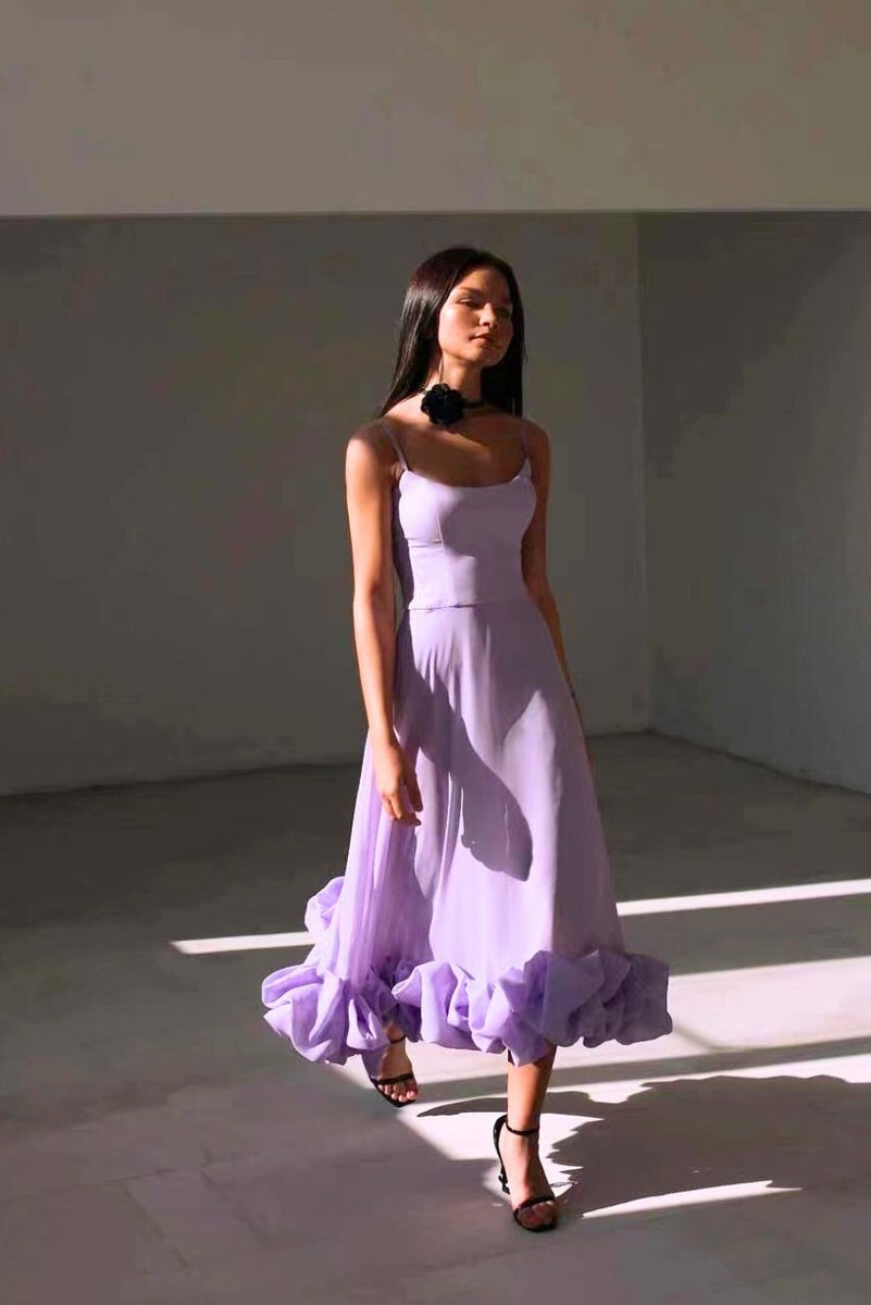 Women's Flowy Spaghetti-Strap Midi Formal Dress