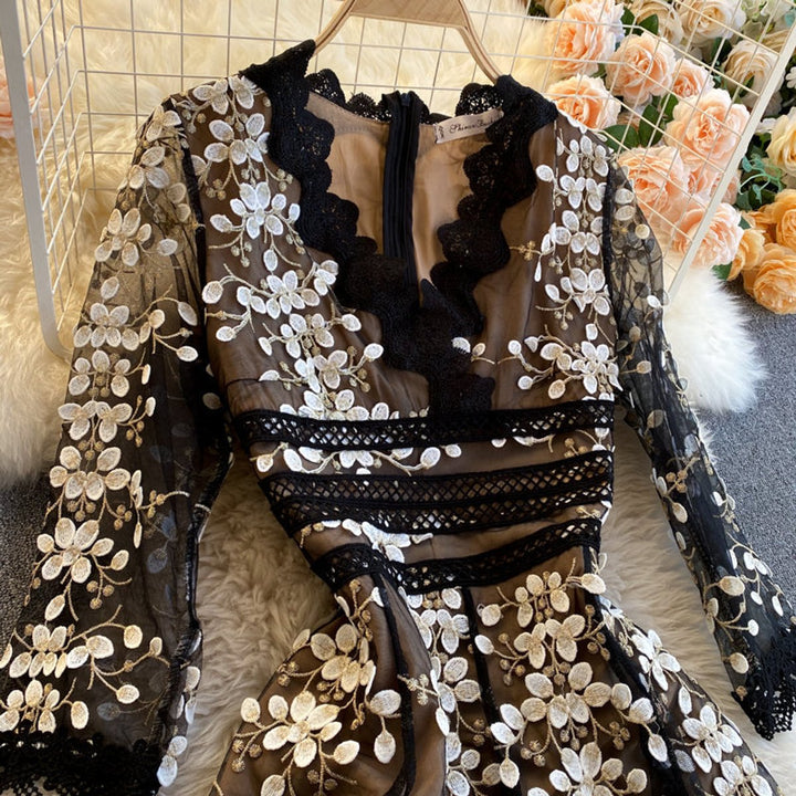 Women's Gold Floral Embroidered Lace V-Neck Fall Midi Dress