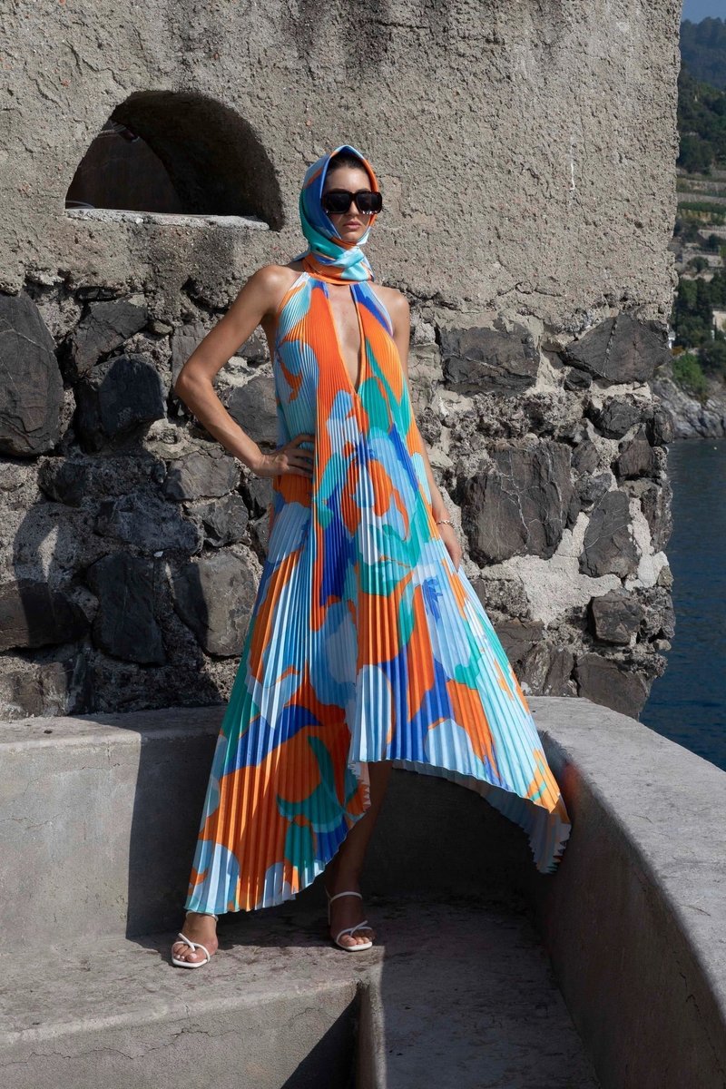 Women's Halter Neck Pleated Maxi Formal Dress