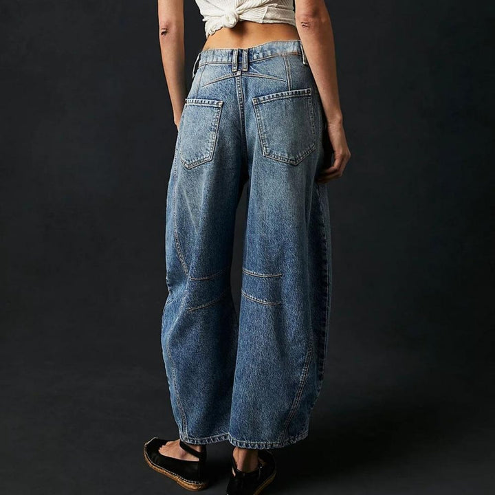 Women's High-Rise Barrel-Leg Relaxed-Fit Light Wash Jeans