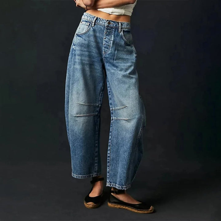 Women's High-Rise Barrel-Leg Relaxed-Fit Light Wash Jeans