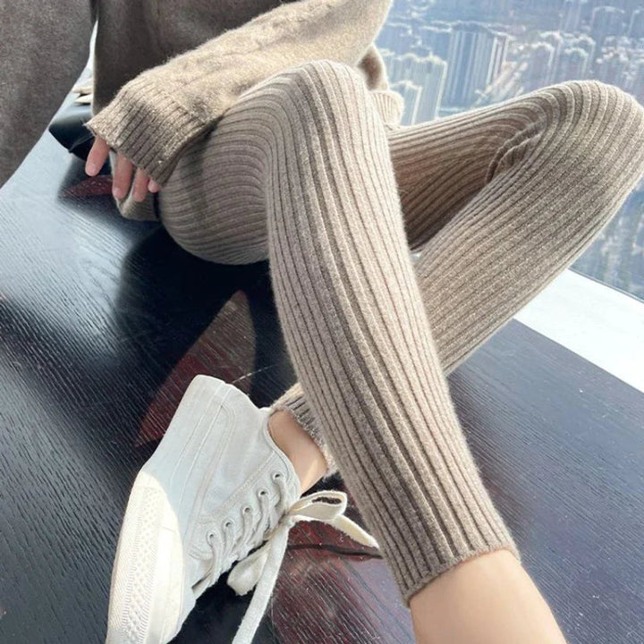 Women's High-Waist Ribbed Knit Legging