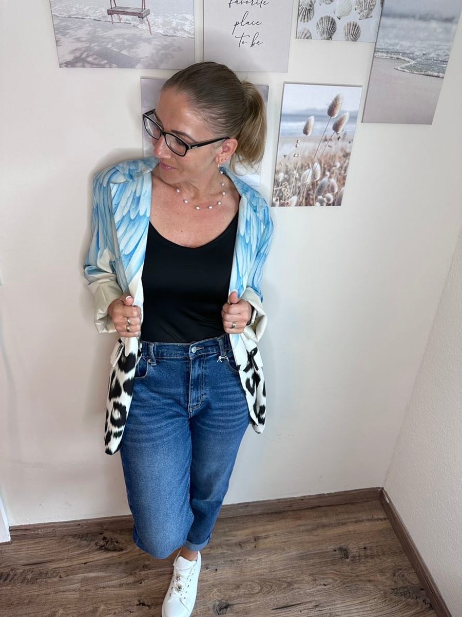 Women's High Waisted Jeans Relaxed Mom-Fit Stretch Dark Blue Denim