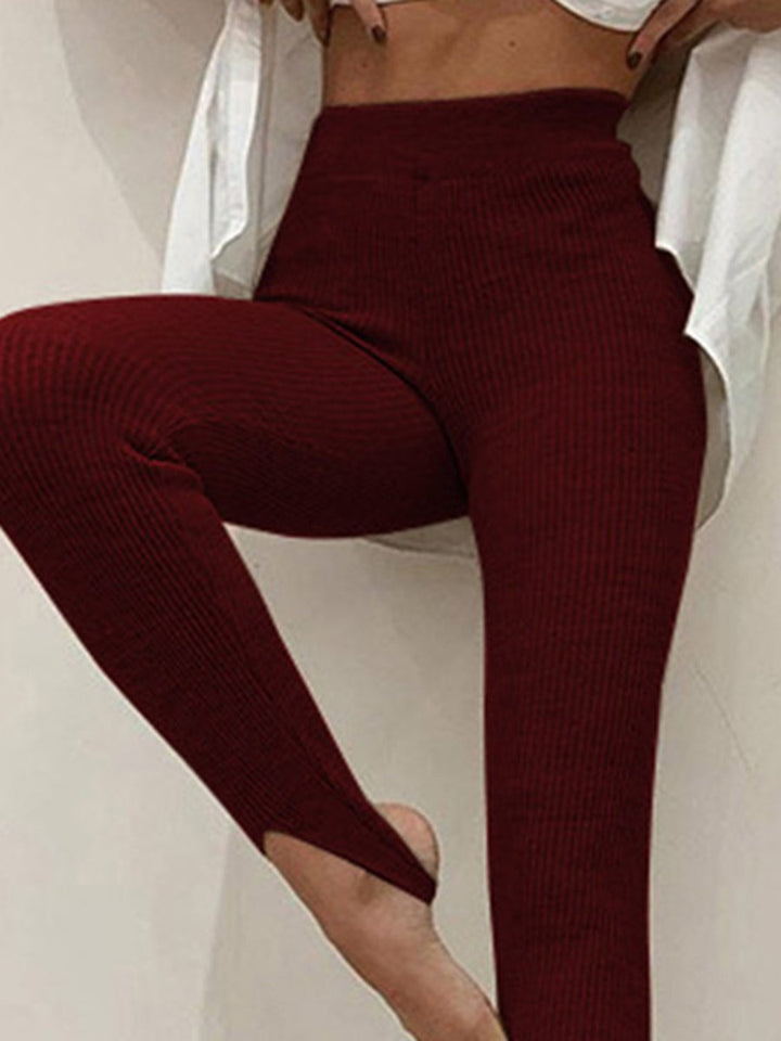 Women's Mid-Rise Ribbed Knit Stirrup Legging