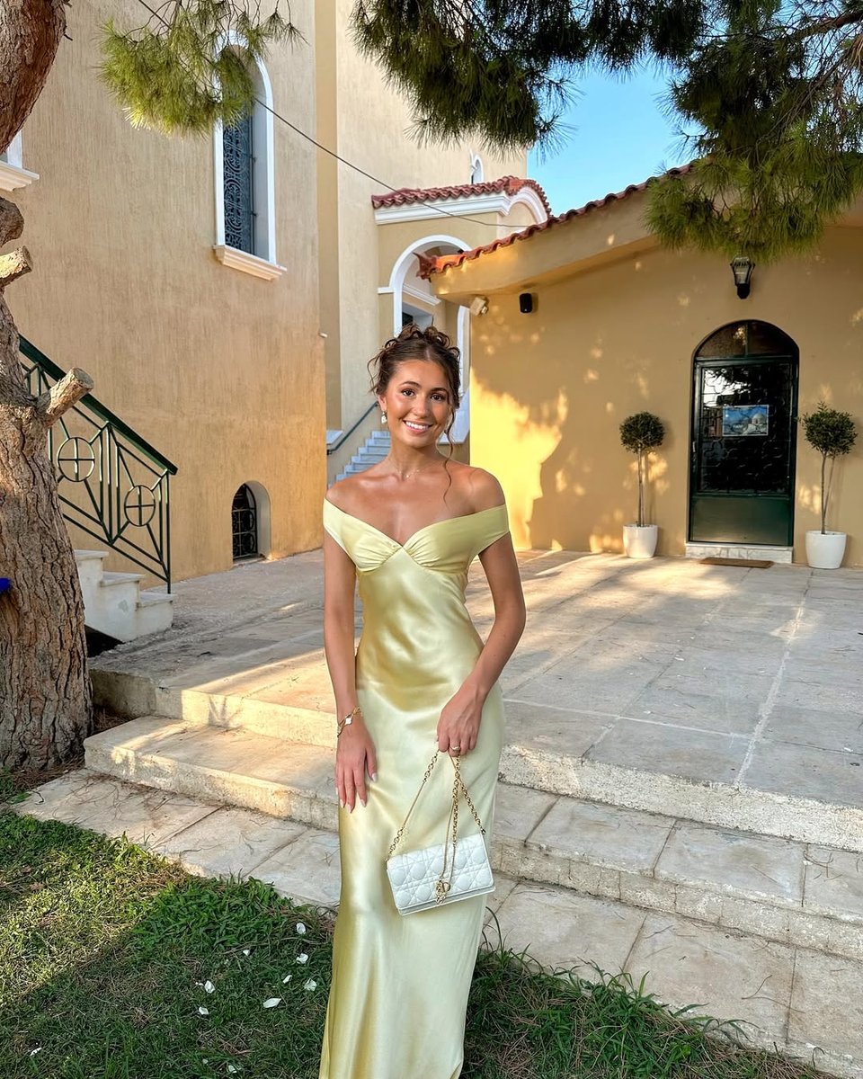 Women's Off-Shoulder Satin Mermaid Formal Dress