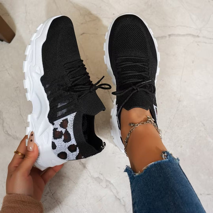 Women's Orthopedic Wide-Toe-Box Mesh Lace-Up Chunky Sneakers