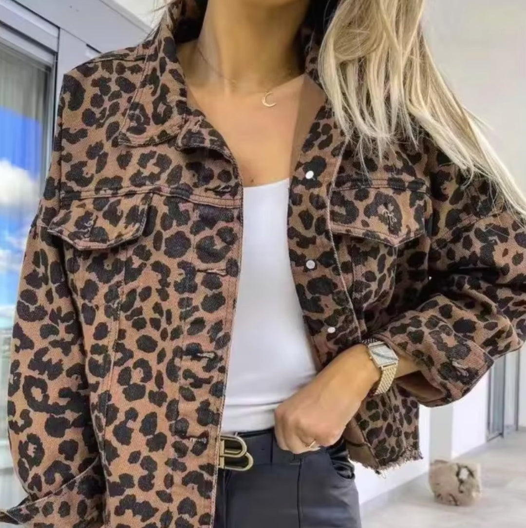 Women's Oversized Leopard Print Frayed-Hem Denim Jacket
