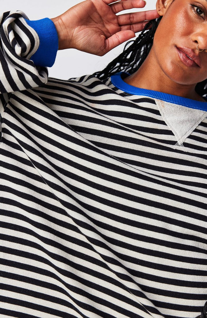 Women's Oversized Striped Crewneck Pullover Sweater
