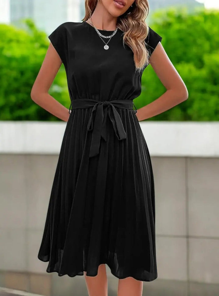 Women's Pleated Belted Cap-Sleeve Fall Midi Dress