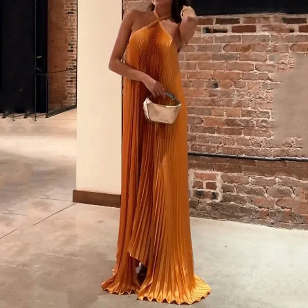 Women's Pleated Halter Neck Maxi Formal Dress Flowy Silhouette