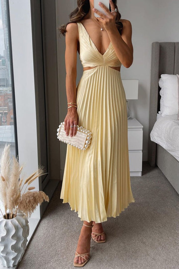 Women's Pleated V-Neck Cutout Maxi Formal Dress