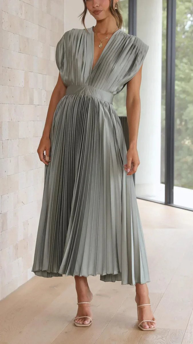 Women's Pleated V-Neck Sleeveless Fall Midi Dress