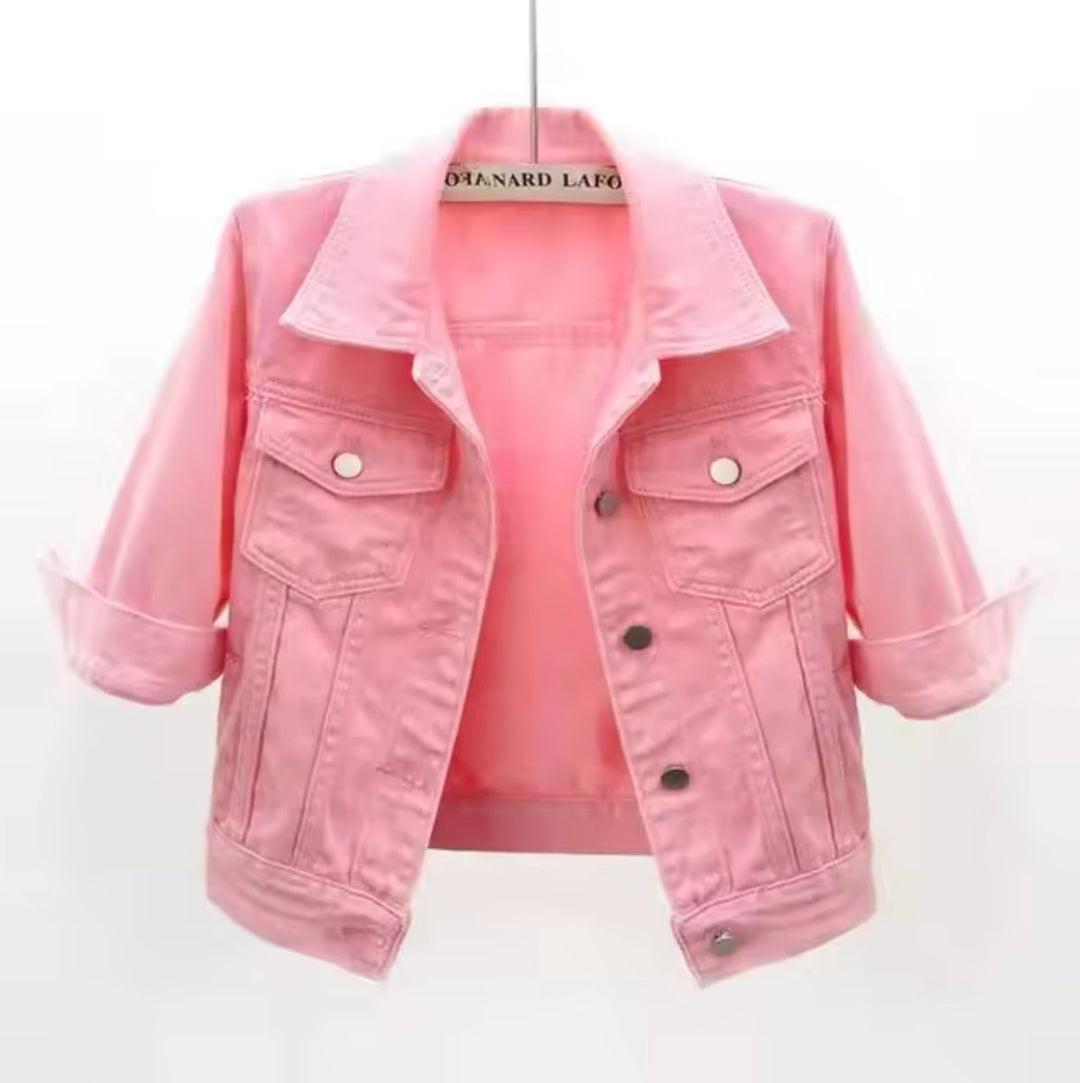 Women's Relaxed-Fit Cropped Button-Up Denim Jacket