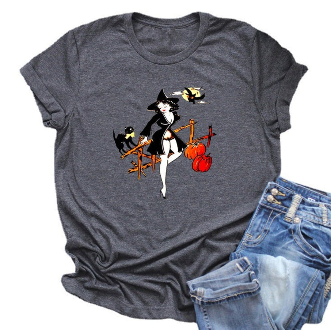 Women's Relaxed-Fit Halloween Graphic Witch Print T-Shirt