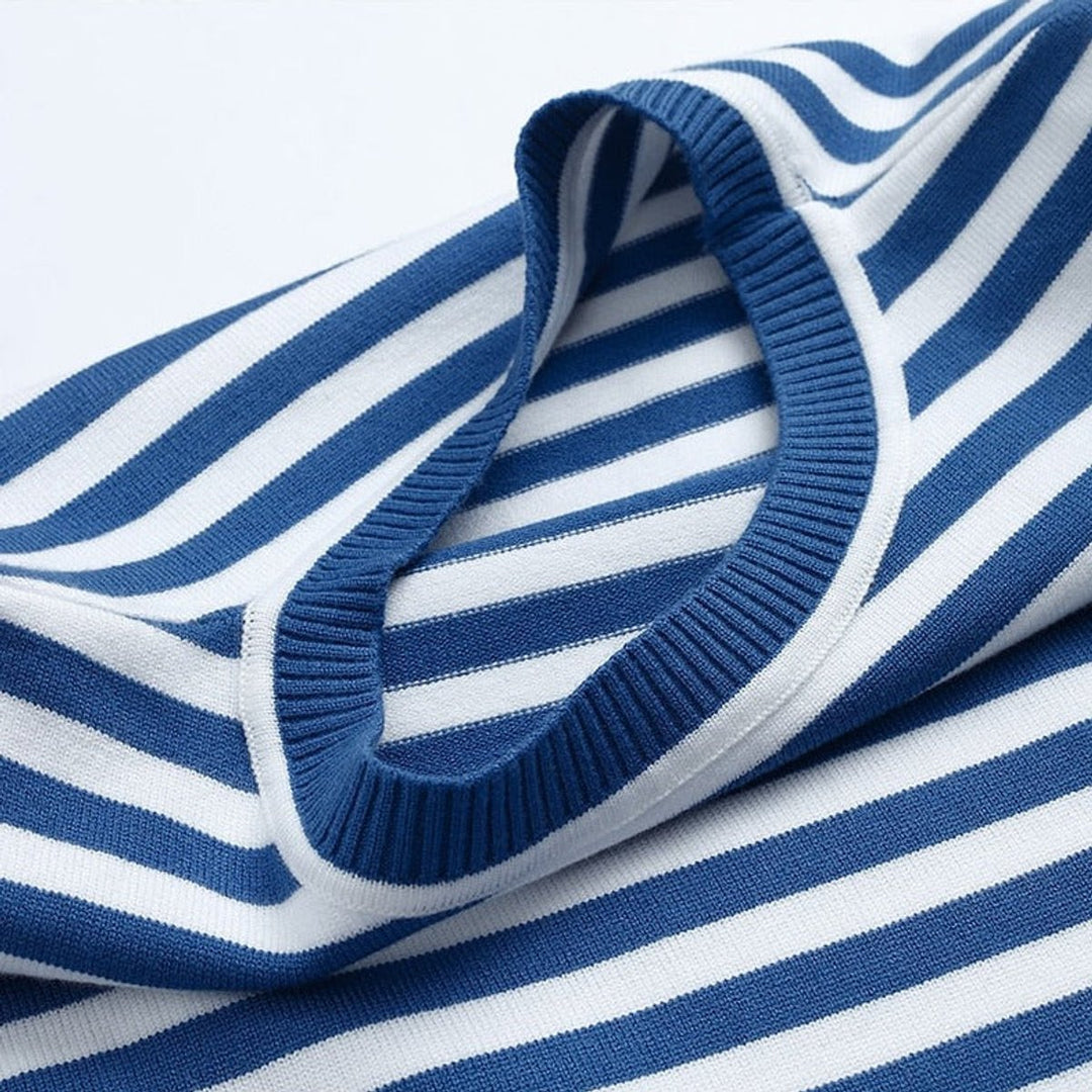 Women's Relaxed-Fit Striped Long-Sleeve Crewneck Top
