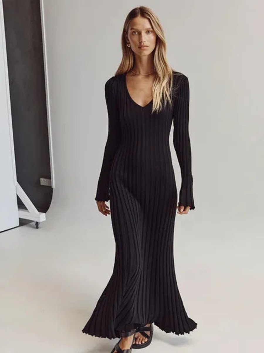 Women's Ribbed Knit Long Sleeve V-Neck Fall Midi Dress
