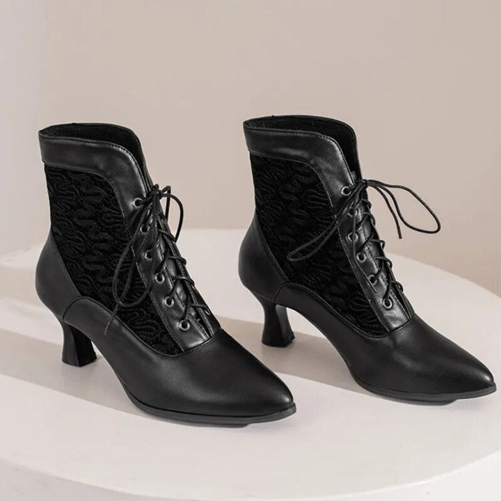 Women's Victorian Lace-Up Kitten Heel Ankle Boots